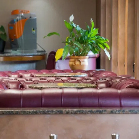 San Francesco 4* ريندي